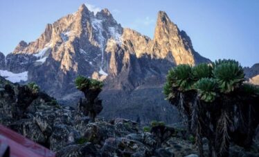 5-Day Mount Kenya Sirimon Route Trek (Extended Acclimatization)